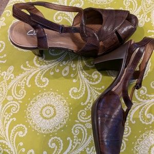 Clarks Brown Leather Sandals.